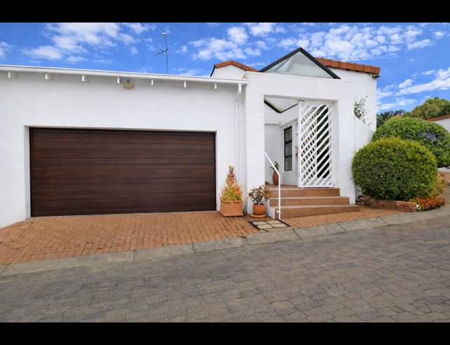 3 BEDROOM HOUSE FOR SALE IN SANDOWN